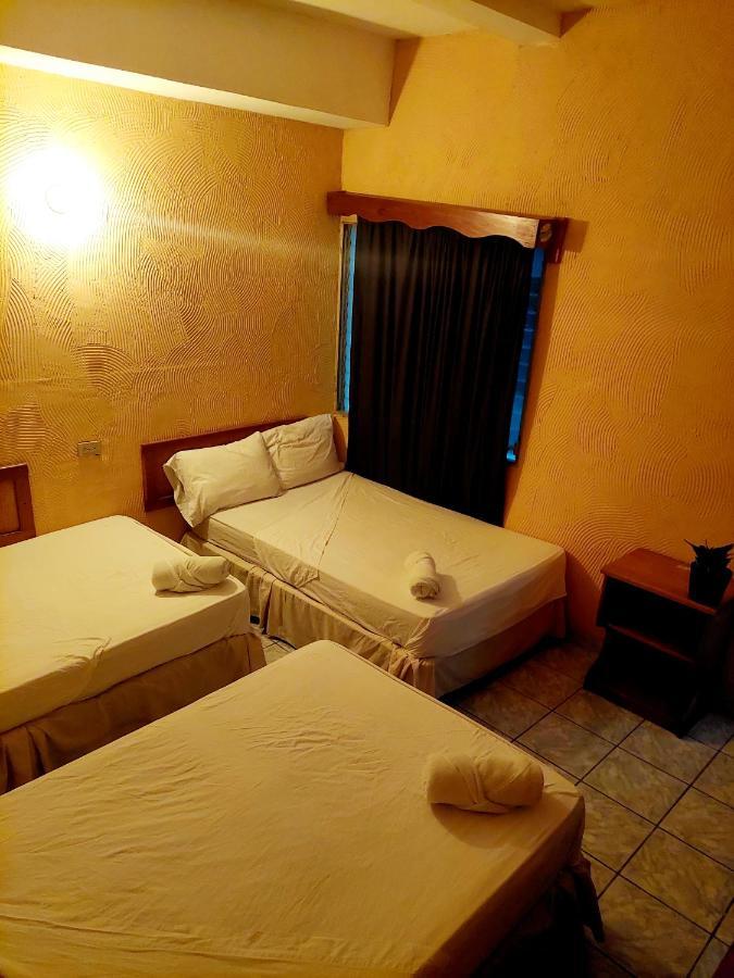 Natz Hotel フローレス エクステリア 写真