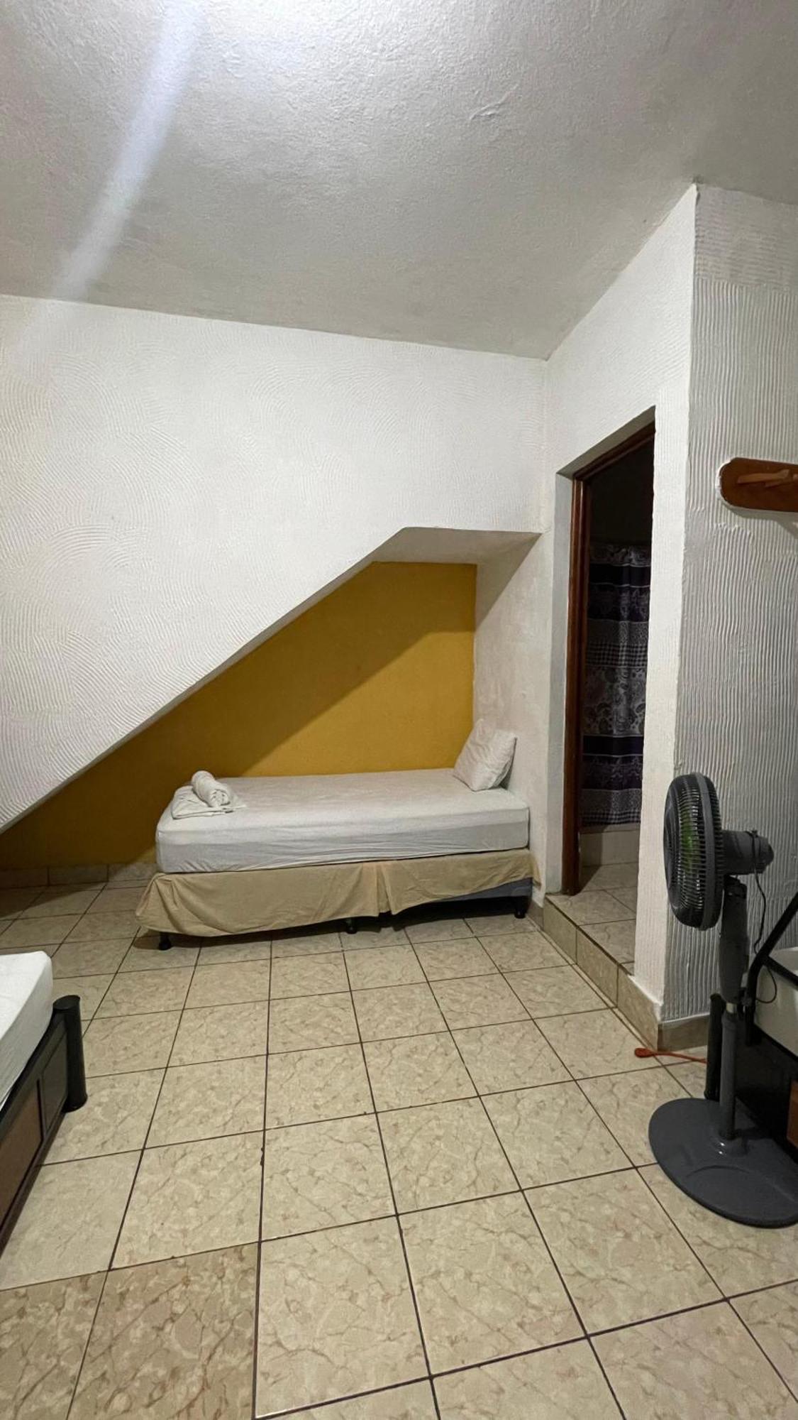 Natz Hotel フローレス エクステリア 写真